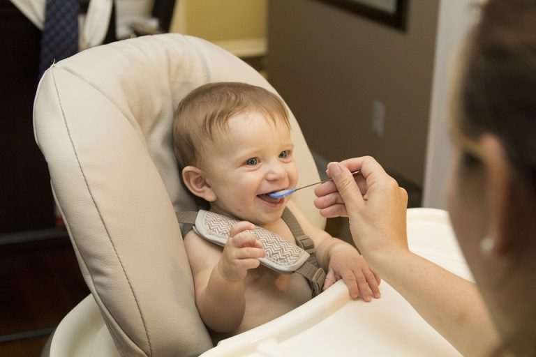 3-ways-new-mothers-can-save-on-baby-food-jump-kids-news